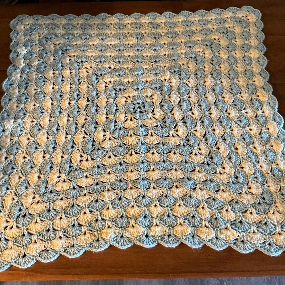 Handmade Crochet Baby Blanket Green Yellow Lap‎ Baby Blanket Afghan Throw Granny